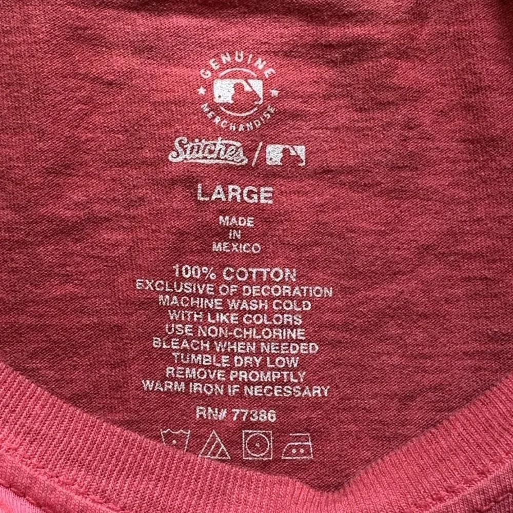 Stitches St Louis Cardinals T-Shirt Size Men’s Large Red Ombre New - Picture 4 of 6